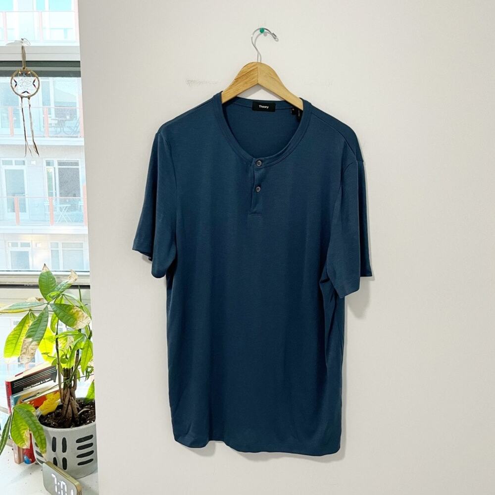 Theory Men's Short Sleeve Henley Tee in Deep Navy